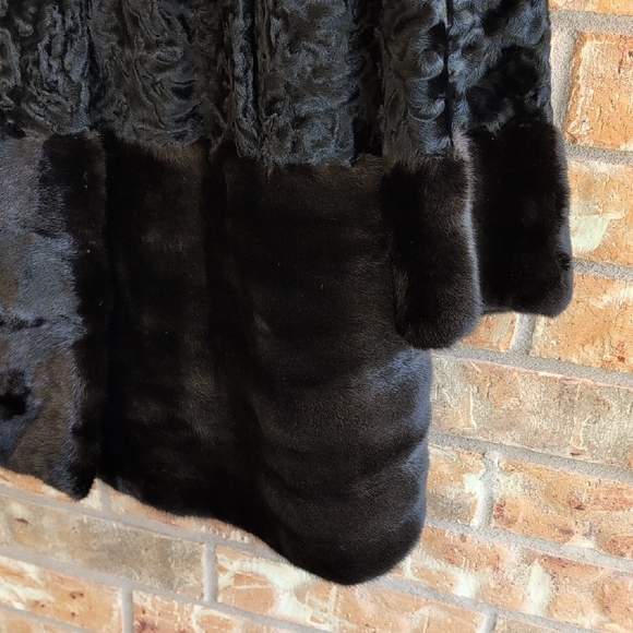 Maximilian Michael Kors Black Teddy Jacket Luxurious Plush Outerwear - Picture 3 of 10